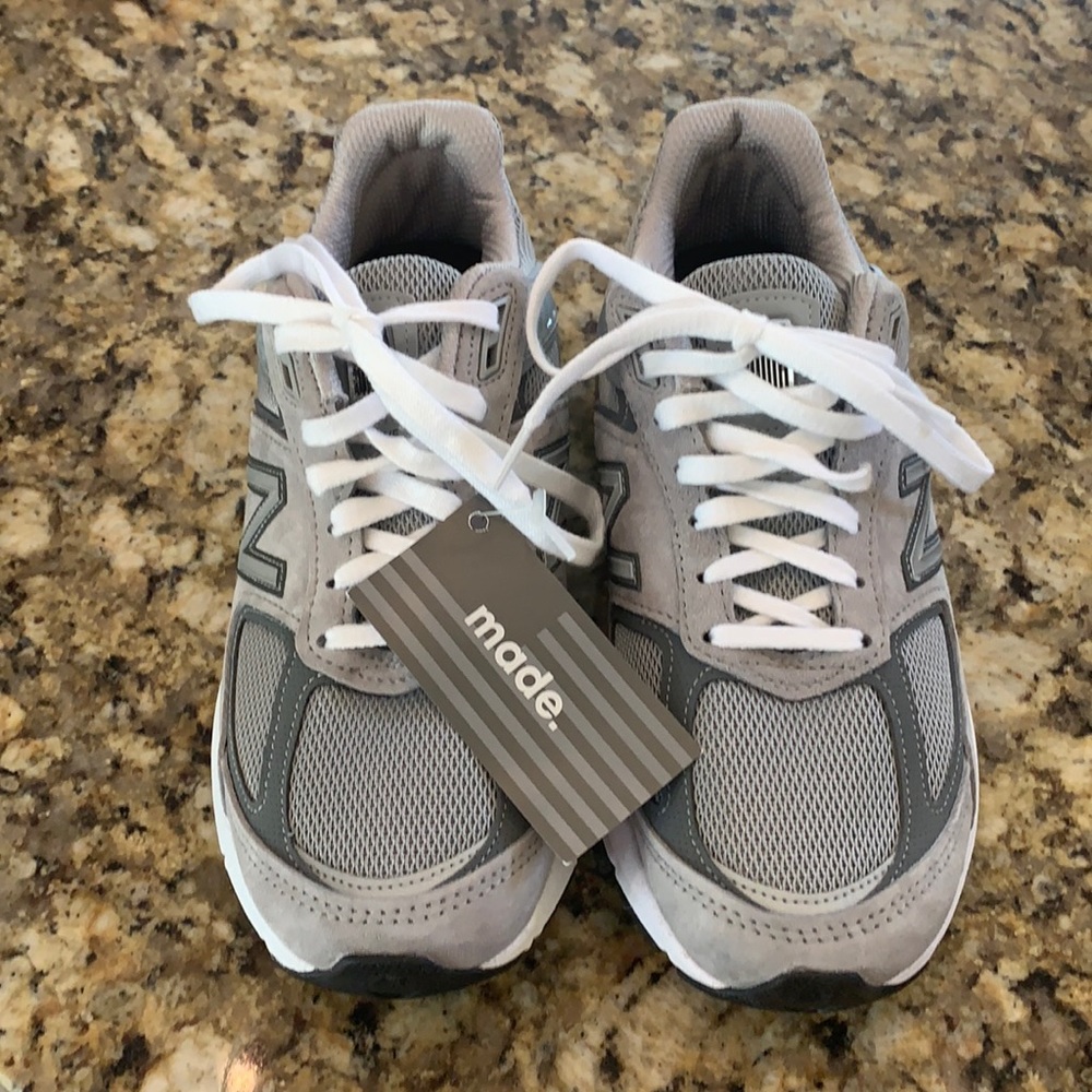 New balance 990V5